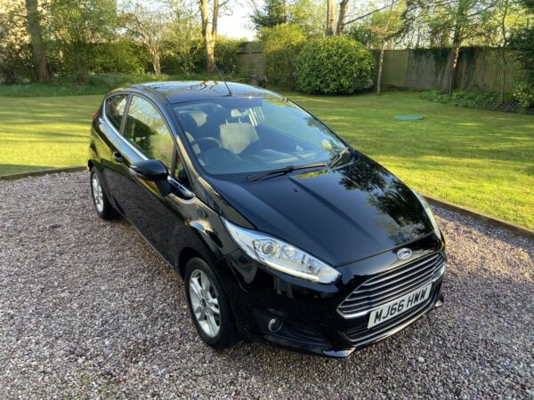 2016 Ford Fiesta Zetec 